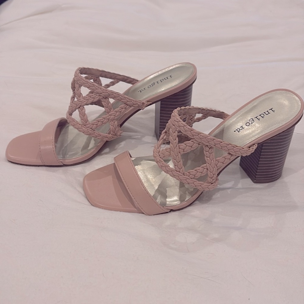 Indigo Rd Pink Mules - Picture 2 of 3